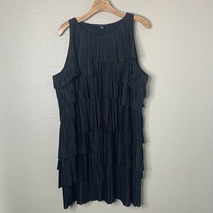 Banana republic Black Tiered Pleated Dress XL